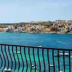 Harbour Lights Seafront Penthouse, With Large Terrace With Stunning Panoramic Sea Views - By Getawaysmalta Apartamento *