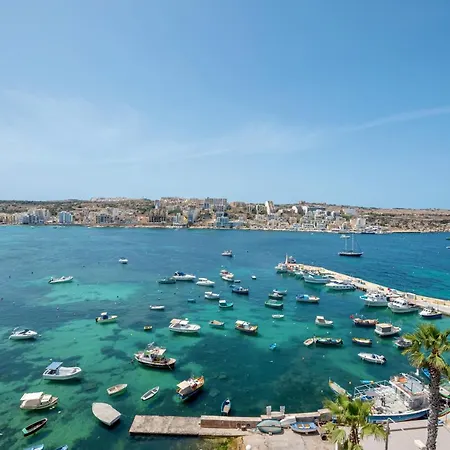 Harbour Lights Seafront Penthouse, With Large Terrace With Stunning Panoramic Sea Views - By Getawaysmalta *