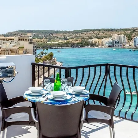 Harbour Lights Seafront Penthouse, With Large Terrace With Stunning Panoramic Sea Views - By Getawaysmalta Daire *