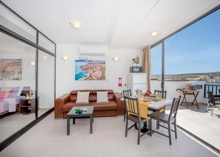 Appartamento Harbour Lights Seafront Penthouse, With Large Terrace With Stunning Panoramic Sea Views - By Getawaysmalta *