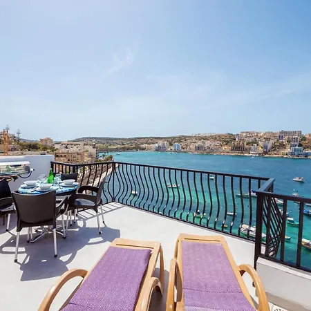 Harbour Lights: Seafront Penthouse With Panoramic Terrace *