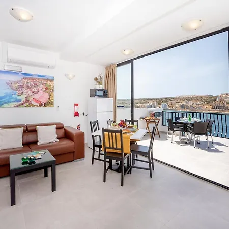 Апартаменты Harbour Lights Seafront Penthouse, With Large Terrace With Stunning Panoramic Sea Views - By Getawaysmalta