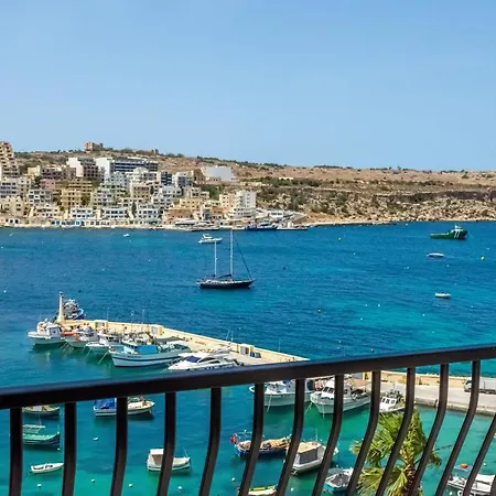 Harbour Lights: Seafront Penthouse With Panoramic Terrace Apartment St. Paul's Bay